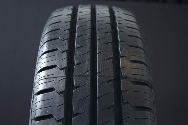 205/80R14 HANKOOK VANTRA LT RA18 C-DÄCK DOT2021