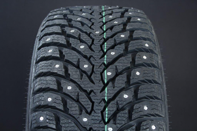 235/35R20 NOKIAN HAKKAPELIITTA 9 DUBB DOT2021