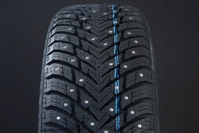 315/35R20 NOKIAN HAKKAPELIITTA 10 SUV DUBB DOT2021