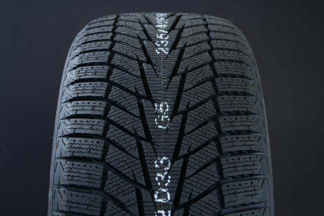 235/45R17 HANKOOK WINTER I*CEPT IZ 2 W616 FRIKTION DOT2021