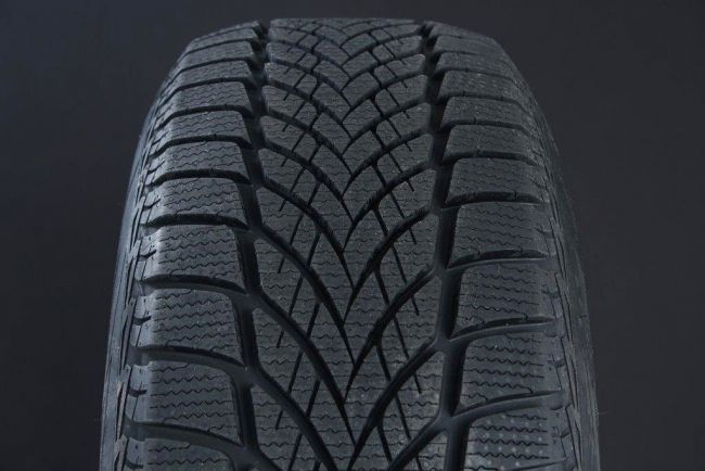 225/55R16 GOODYEAR ULTRA GRIP ICE 2 FRIKTION DOT2021