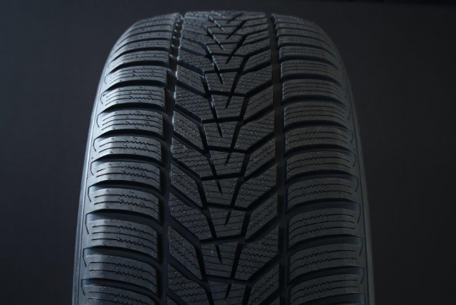 295/30R20 HANKOOK WINTER I*CEPT EVO3 W330 FRIKTION DOT2021