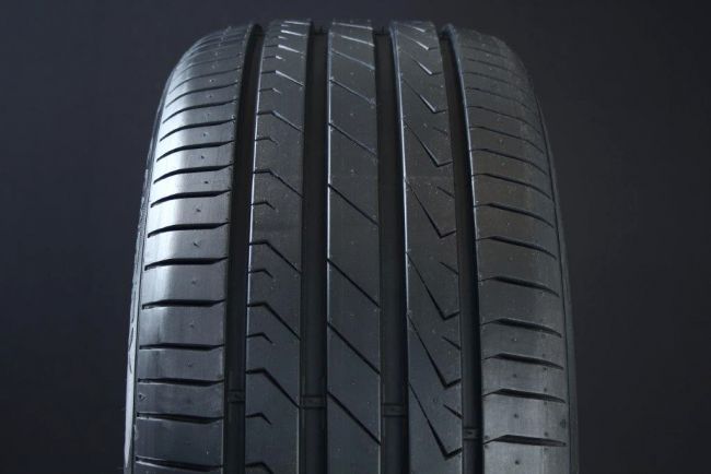 215/55R18 LANDSAIL SENTURY QIRIN 990 EV