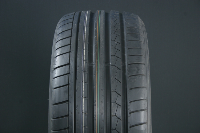 275/30R20 DUNLOP SPORTMAXX GT RUNFLAT