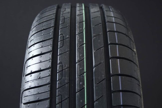 225/45R18 GOODYEAR EFFICIENTGRIP PERFORMANCE