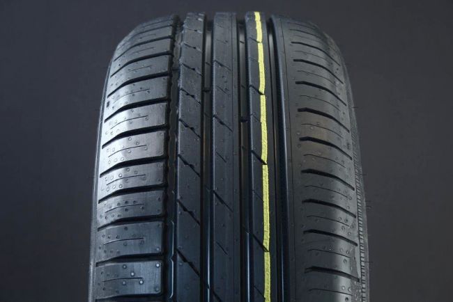 215/55R18 NOKIAN WETPROOF 1