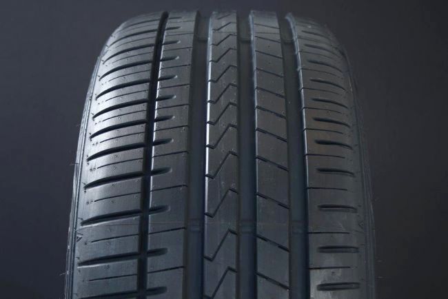 275/45R19 FALKEN AZENIS FK510 SUV