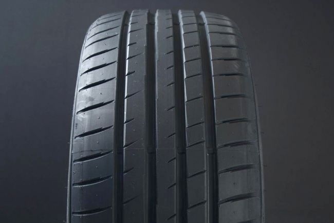 275/40R20 SUNNY NA305