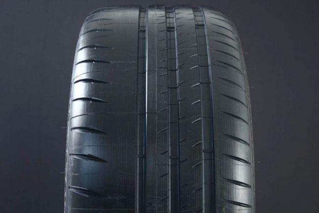 265/35R20 MICHELIN PILOT SPORT CUP 2 OUTLET i gruppen OUTLET / SOMMARDCK hos Svenska Gummihuset AB (OS2026535MPSC2)