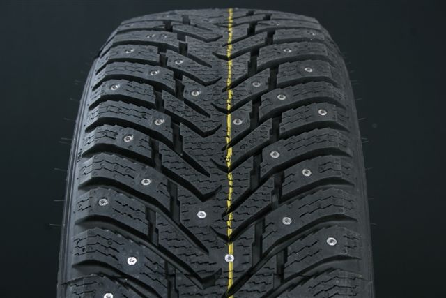 245/50R18 NOKIAN HAKKAPELIITTA 8 DUBB