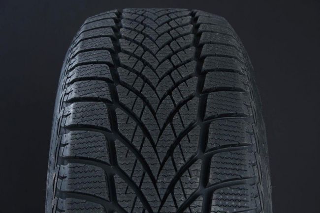 245/50R18 GOODYEAR ULTRA GRIP ICE 2 FRIKTION K