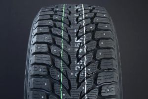 235/50R18 KUMHO WINTERCRAFT ICE WI32 DUBB DOT2022