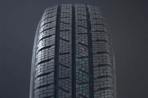 195/60R16 PIRELLI CARRIER WINTER FRIKTION