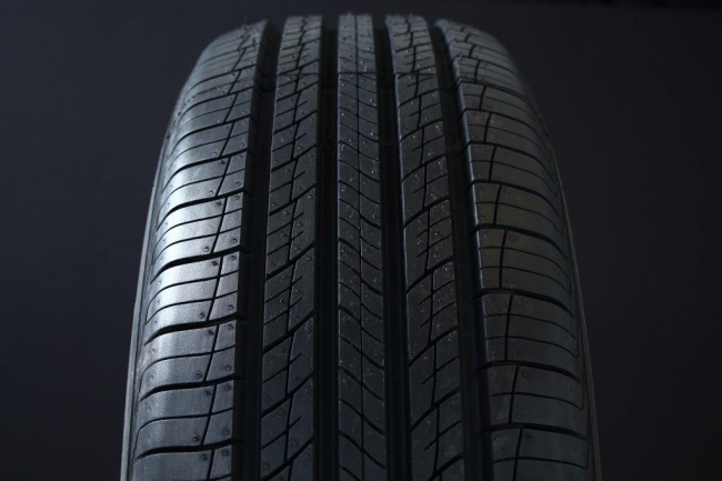 225/60R17 DELINTE DH7