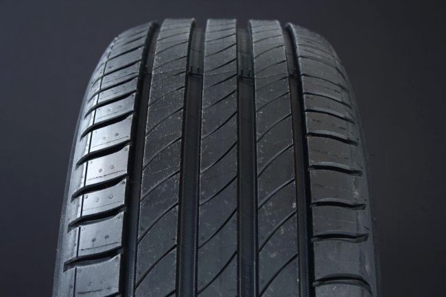 215/55R16 MICHELIN PRIMACY 4+ DEMO