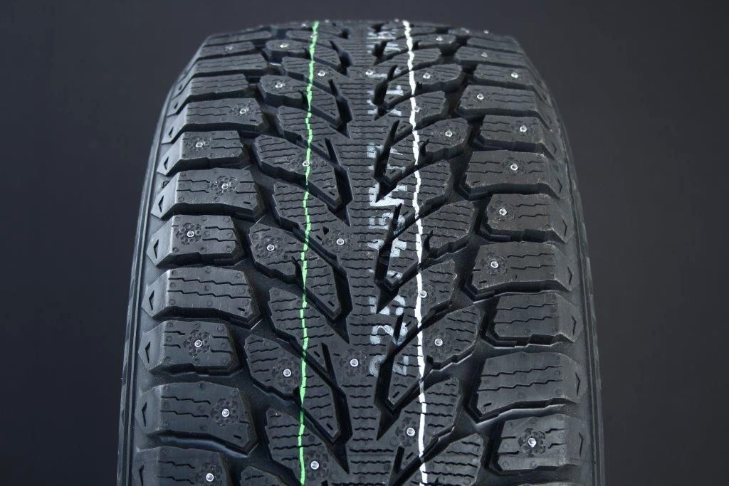 Köp 225/45R17 KUMHO WINTER CRAFT ICE WI32 DUBB till bra pris