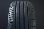 235/50R20 PIRELLI P ZERO E ELT RUNFLAT i gruppen DCK / SOMMARDCK hos Svenska Gummihuset AB (S2023550PIPZEE)